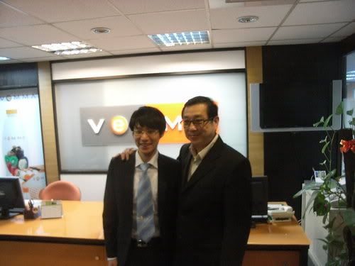 VEMMA亚洲区总裁辜总与台湾VeMMA伙伴小彭合照