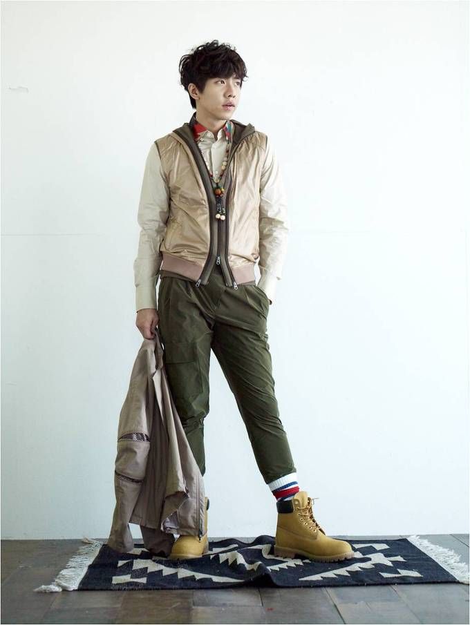 http://i966.photobucket.com/albums/ae145/ockoala/Lee%20Seung%20Gi/kolon14.jpg