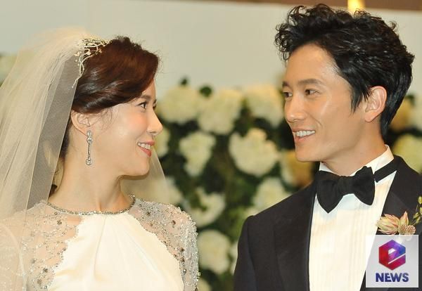 Lee Bo Young Takes Acting Hiatus As Shes Expecting A Baby With Husband