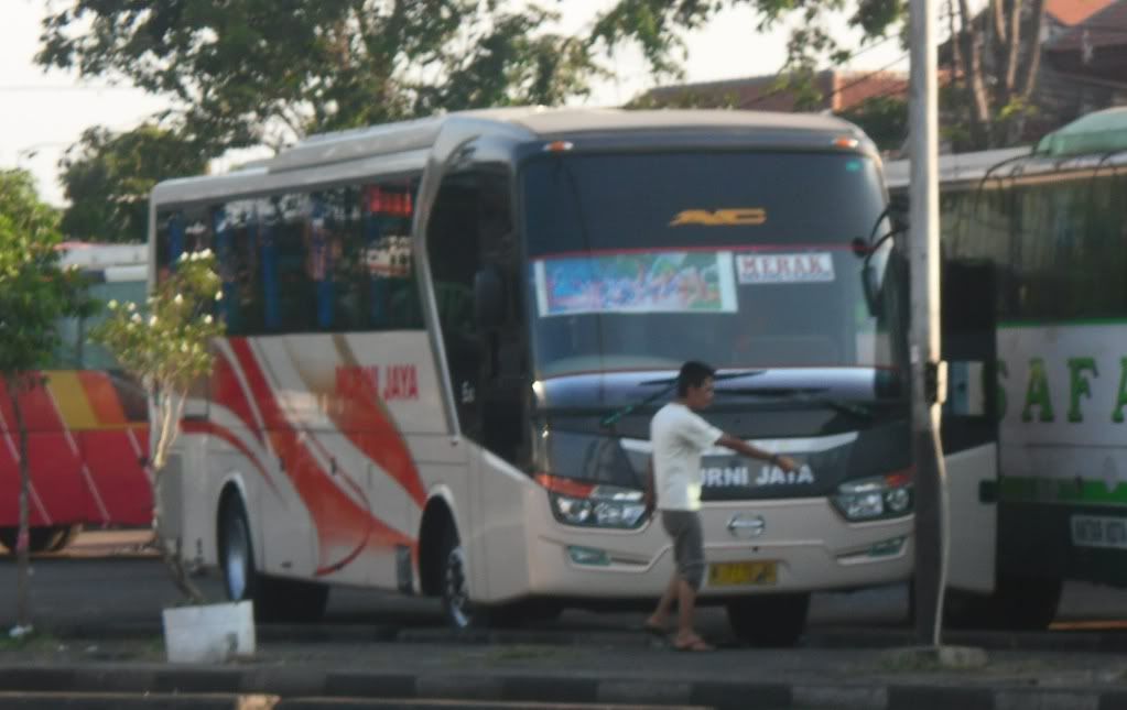 Gambar Bus Patas Jaya Utama  My Personnal blog