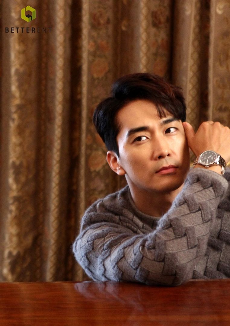 Song Seung Heon Remains Top Notch Eye Candy in New Arena Korean ...